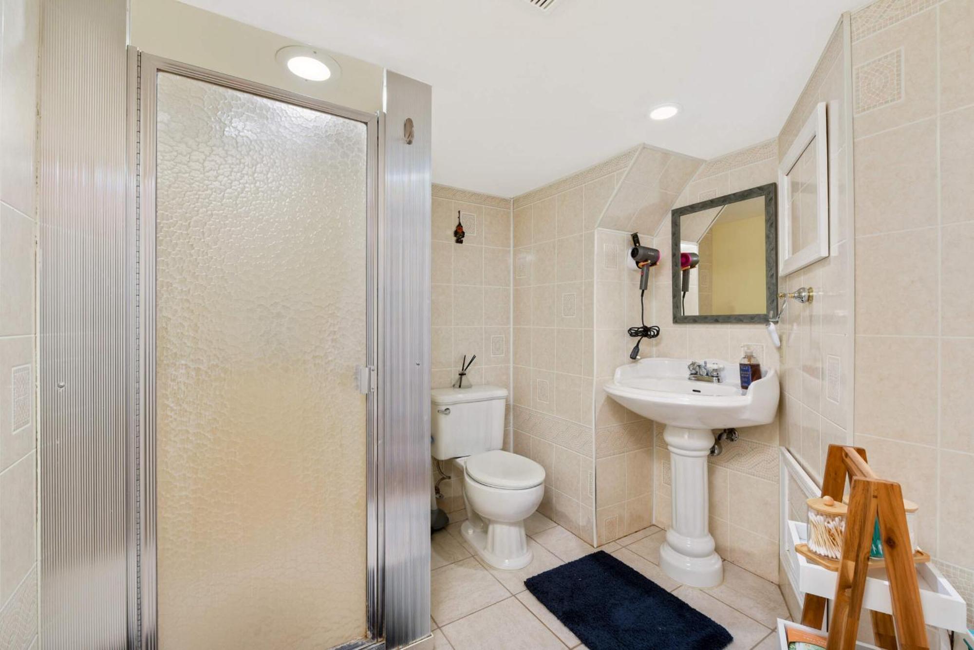 Cottage Grove Haven, Spacious 4-Bed, 3 Baths Retreat Екстер'єр фото