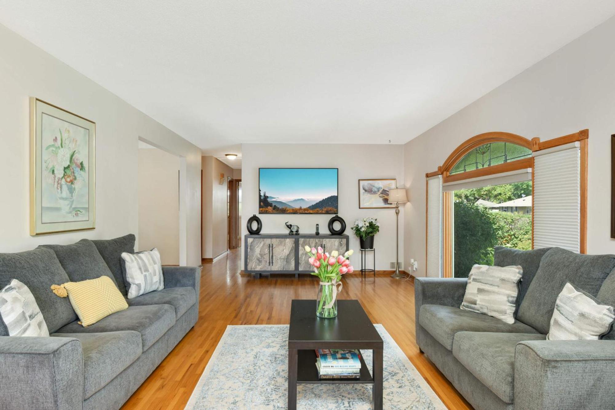 Cottage Grove Haven, Spacious 4-Bed, 3 Baths Retreat Екстер'єр фото
